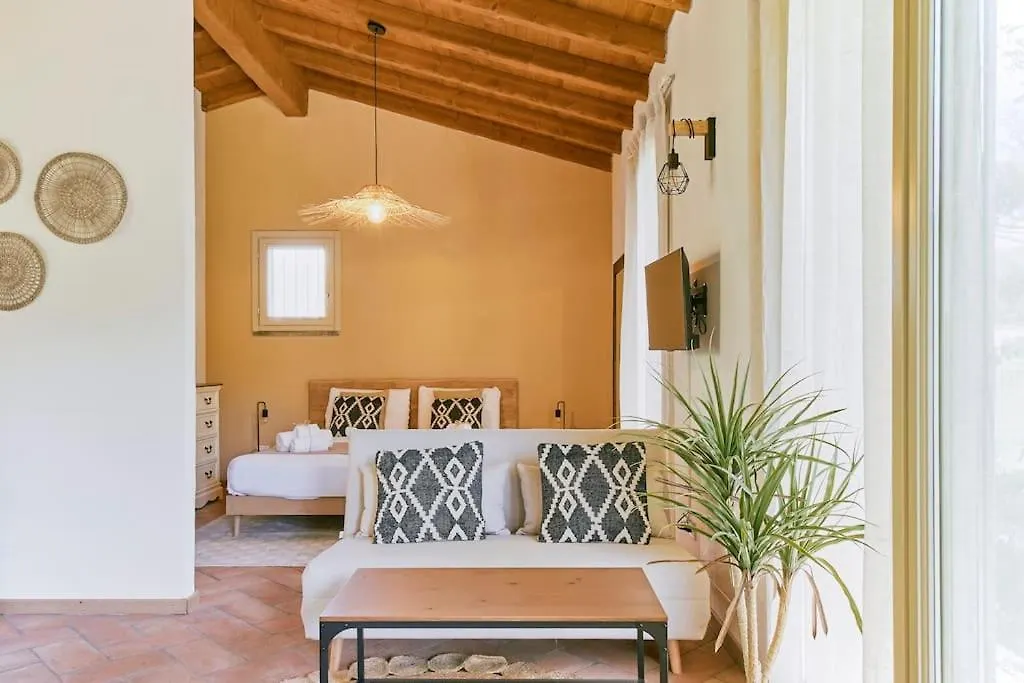 Cottage In Nature, Just 15 Minutes From Lake Como Sirone 0*,  Włochy